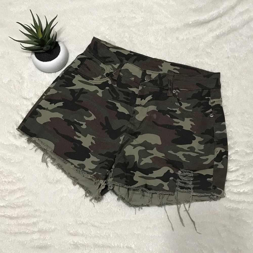 Sold-3 for $12☀️ Boutique shorts